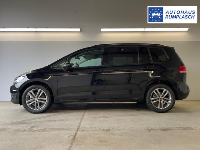 Volkswagen / Touran / Schwarz / / / 7Si+IQ.Light+TrailerAss+Cam