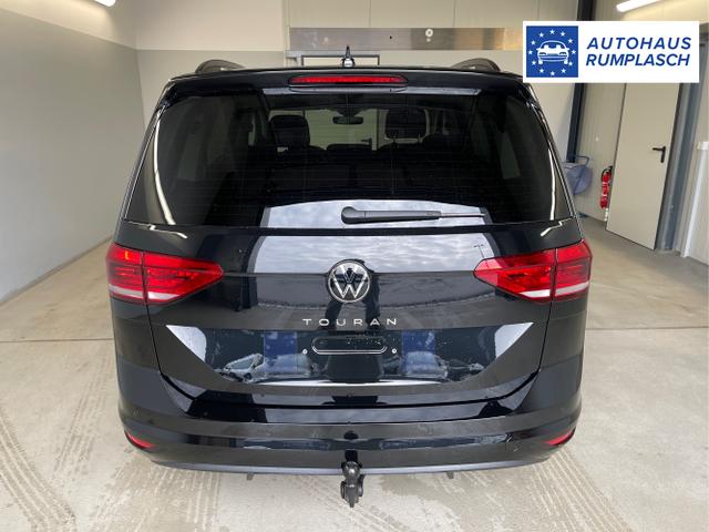 Volkswagen / Touran / Schwarz / / / 7Si+IQ.Light+TrailerAss+Cam