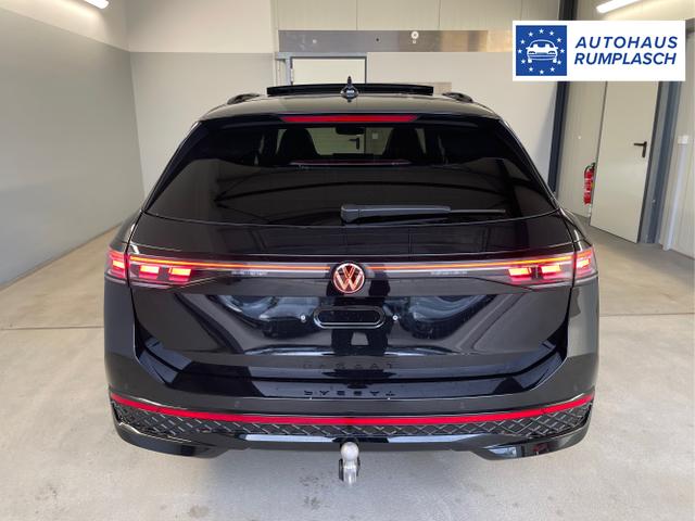 Volkswagen / Passat Variant / Schwarz / / / 265PS 4M Stdhz+Leder+AHK+DCC+Pano+Harman+Alu19+IQ.Drive+Black+HUD