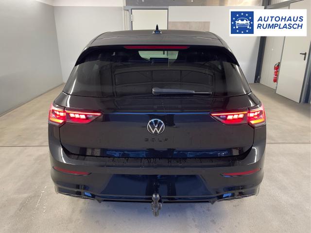 Volkswagen / Golf / Schwarz / / / 150PS DSG+Black Style