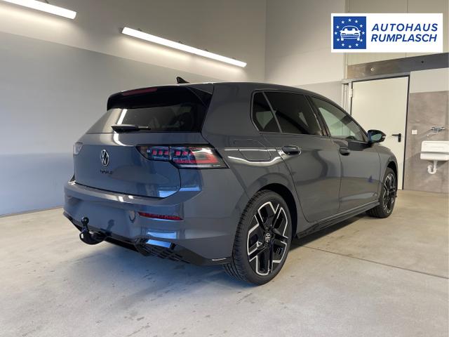 Volkswagen / Golf / Grau / / / 150PS DSG+Black Style