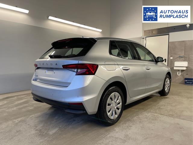 Skoda / Fabia / Silber / / / 95PS AHK+Sitzheizung+Lenkradheizung