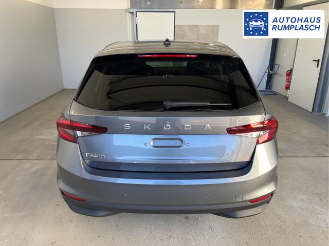 Skoda / Fabia / Grau / / / 115PS Sitzheizung+Sunset+5 Jahre Garantie+Lane Assist