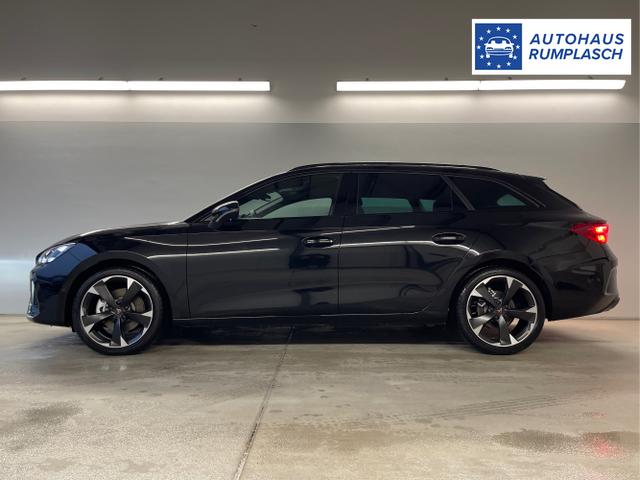 Cupra / Leon Sportstourer / Schwarz / / / 150PS TDI DSG AHK+Matrix+Navi+Kessy+Kamera+SideAssist+Sitzheiz+Alu18