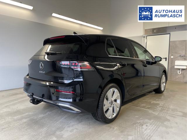 Volkswagen / Golf / Schwarz / / / 1.5 eHybrid 150kW/204PS DSG IQ.Light+Navi+Travel Assist+HUD+Winterpaket