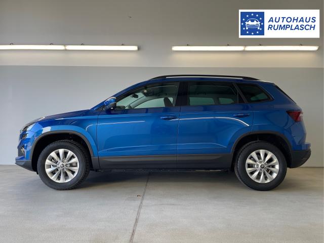 Skoda / Karoq / Blau / / / 150PS DSG AHK+Kamera+ACC+Kessy+Kamera+ParkPilot vo+hi+App