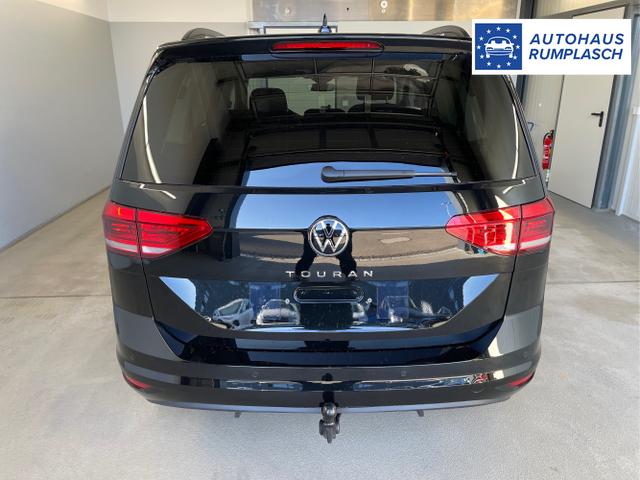 Volkswagen / Touran / Schwarz / / / 150PS 7Si+IQ.Light+TrailerAss+Cam+Navi+Kamera+Alarm+Kessy+App-Connect