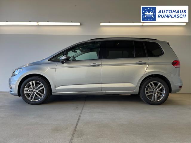 Volkswagen / Touran / Silber / / / 150PS 7Si+IQ.Light+TrailerAss+Cam+Navi+Kamera+Alarm+Kessy+App-Connect