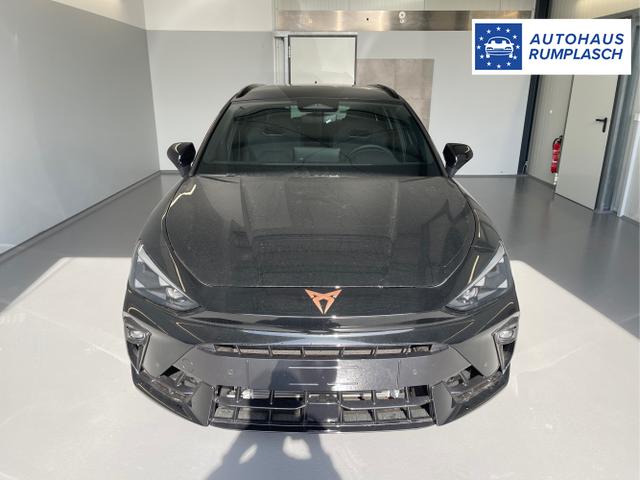 Cupra / Leon Sportstourer / Schwarz / / / 333PS DSG 4Drive Matrix+Navi+AHK+Alu19+Sitzheiz+IntelligentDrive
