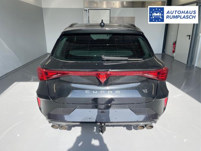 Cupra / Leon Sportstourer / Schwarz / / / 333PS DSG 4Drive Matrix+Navi+AHK+Alu19+Sitzheiz+IntelligentDrive