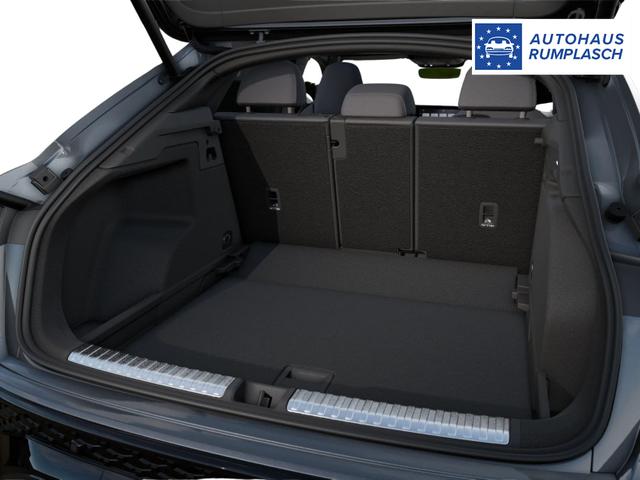 Audi Q3 Sportback NEU TDI quattro S line Tech+AHK+Alu19+LEDplus+KlimaPlus+ExtSchwarz 