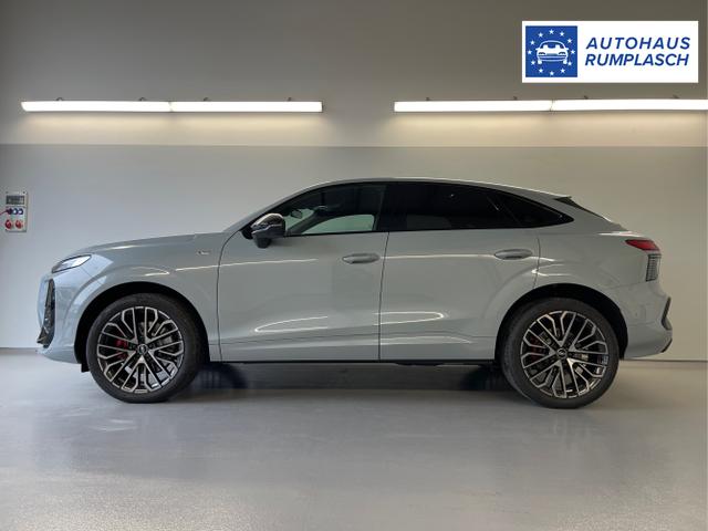 Audi / Q3 Sportback / Grau / / / TFSI 265 PS quattro S line Pano+TechPro+Matrix+AHK+HUD+Alu20+KlimaPlus+DCC+SONOS