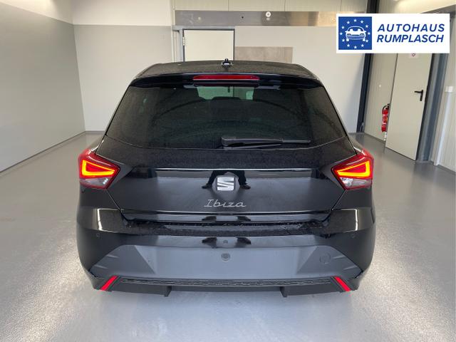 Seat / Ibiza / Schwarz / / / 95PS Kamera+ACC+GV5+App-Conect+Sitzheizung+ParkPilot hinten