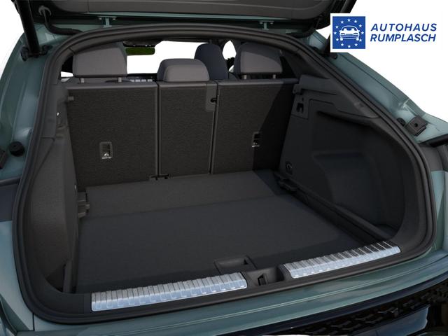 Audi Q3 Sportback NEU TFSI quattro S line Tech+AHK+Alu19+LEDplus+KlimaPlus+ExtSchwarz 