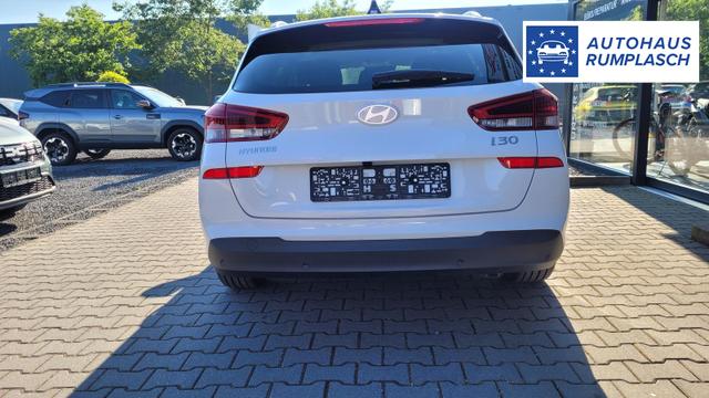 Hyundai i30 Kombi Smart SW Family*LED*Navi*Shzg*Lhzg*PDC*Cam*16Zoll* 