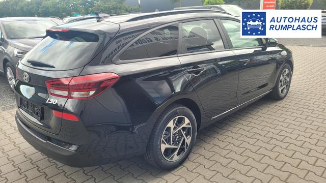 Hyundai i30 Kombi Family SW Family*Navi*LED*Shzg*Lhzg*PDC*Cam*16Zoll* 