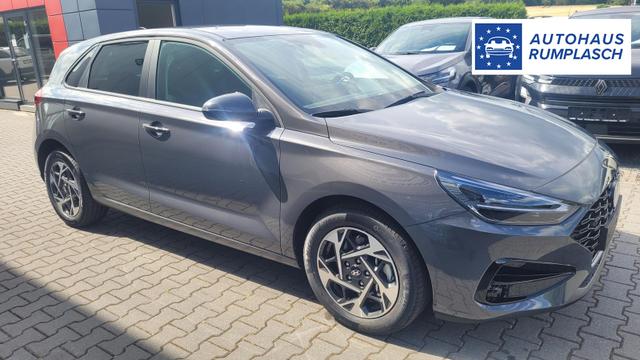 Hyundai i30 Familiy HB Family*Navi*LED*Shzg*Lhzg*PDC*Cam*16Zoll* 