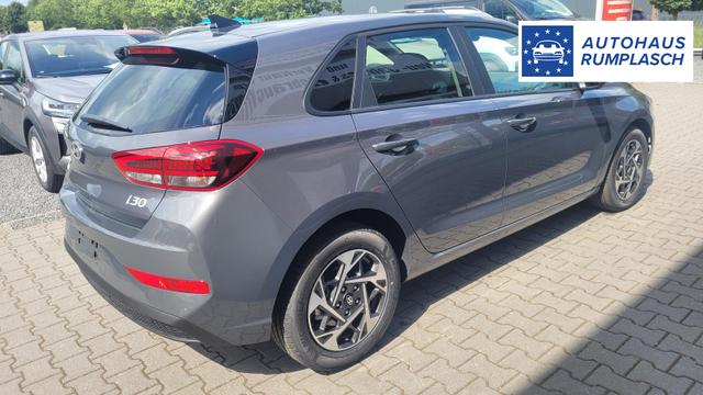 Hyundai i30 Familiy HB Family*Navi*LED*Shzg*Lhzg*PDC*Cam*16Zoll* 