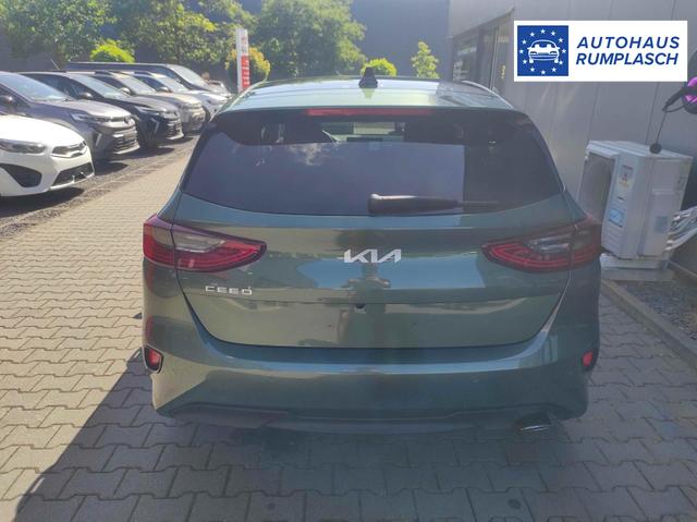 Kia Ceed Platinum AT*LED*Navi*Shzg*PDCv+h*Cam*SD*17" 