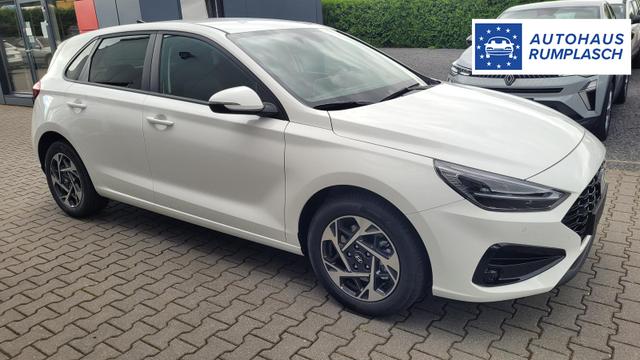 Hyundai i30 Familiy HB Family*Navi*LED*Shzg*Lhzg*PDC*Cam*16Zoll* 