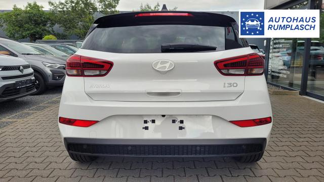 Hyundai i30 Familiy HB Family*Navi*LED*Shzg*Lhzg*PDC*Cam*16Zoll* 