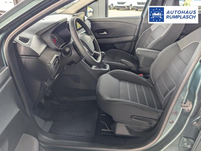 Dacia Logan EXPRESSION TCe 90 / NAVI Carplay LED Tempomat PDC *Frei Haus geliefert* 