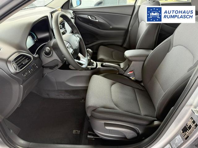 Hyundai i30 Kombi Comfort+ 1.5 GDI / Navi PDC V.&H. + Kamera LED Carplay Sitz Lenkradheizung 