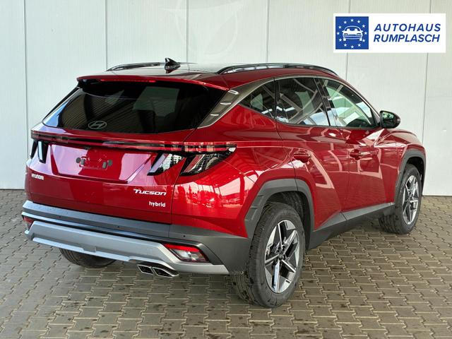 Hyundai TUCSON E-Motion 1.6 T-GDi 2WD HEV / Panoramadach ACC LED Sitz + Lenkradheizung Navi PDC V&H Kamera Alu 18" 