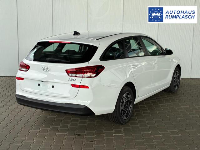 Hyundai i30 Kombi Comfort 1.5 GDi / LED Navi PDC V&H + Kamera Tempomat Carplay Alu 16" "Frei Haus geliefert, ab der 2. Bestellung " 
