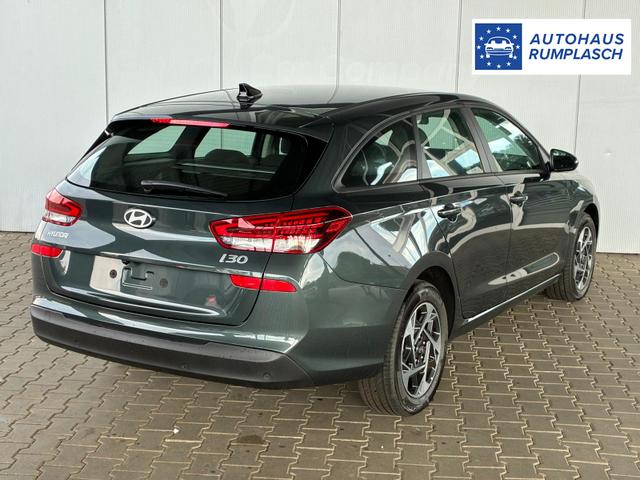 Hyundai i30 Kombi Comfort 1.5 GDi / LED Navi PDC V&H + Kamera Tempomat Carplay Alu 16" "Frei Haus geliefert, ab der 2. Bestellung " 