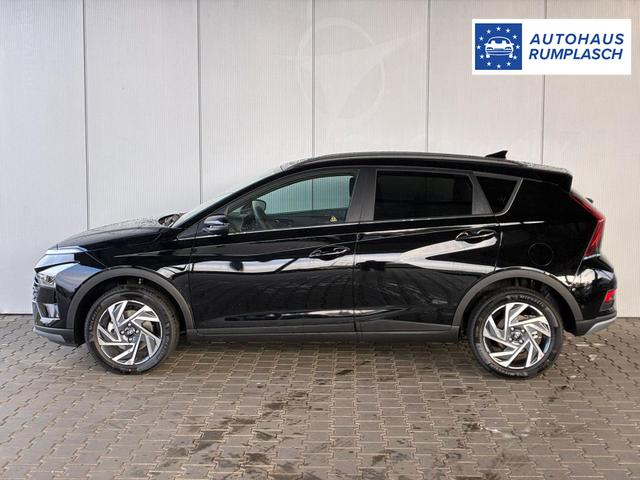 Hyundai BAYON Premium 1.0 T-GDI 100 PS 48V 7DCT / Keyless ACC Soundsystem BOSE Sitz + Lenkradheizung LED Navi PDC V&H Kamera Totwinkel Alu 16" 