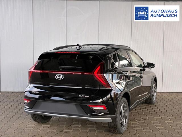Hyundai BAYON Premium Sky 1.0 T-GDI 100 PS 48V 7DCT / Keyless ACC Soundsystem BOSE Sitz + Lenkradheizung LED Navi PDC V&H Kamera Totwinkel Alu 16" 