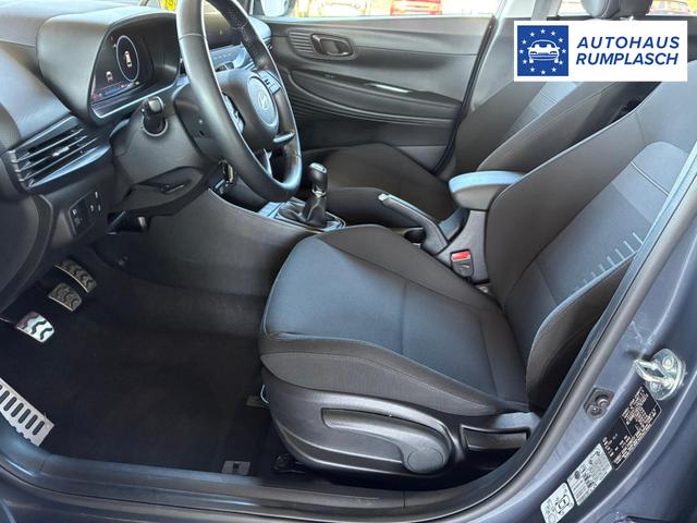 Hyundai BAYON Comfort 1.2 GDI 79 PS 5MT / LED Tempomat Navi R&uuml;ckfahrkamera Alu 16" 