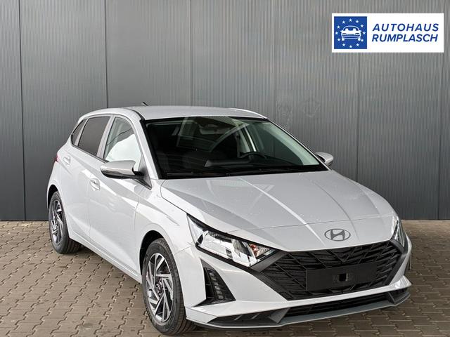 Hyundai i20 Pure 1.2 MPI / Navi PDC Hinten + Kamera Abgedunkelte Scheiben Tempomat Alu 16" 