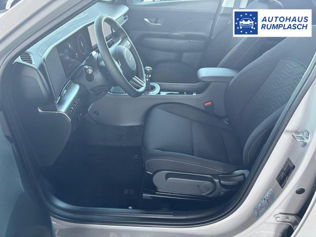 Hyundai KONA Comfort Plus 1.0 T-GDI 2WD / Navi Keyless PDC V.&H. Kamera Sitz & Lenkr.Heiz./ LED Privacy 