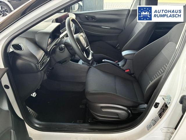 Hyundai BAYON Comfort Plus 1.2 MPI / Navi PDC m. Kamera Klimaautom./ LED Sitz & Lenkr.Heiz/ Alu16 