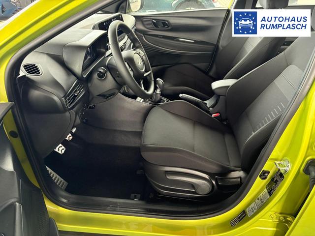 Hyundai BAYON Blackline 6MT / PDC m. Kamera Sitz & Lenkr.Heiz./ LED Privasy ALU16 