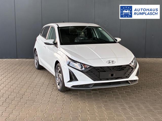 Hyundai i20 Pure 1.2 MPI / Navi PDC Hinten + Kamera Abgedunkelte Scheiben Tempomat Alu 16" 
