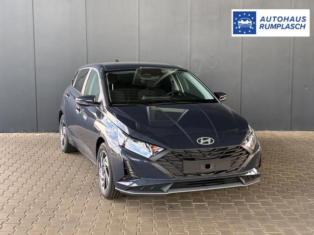 Hyundai i20 Pure 1.2 MPI / Navi PDC Hinten + Kamera Abgedunkelte Scheiben Tempomat Alu 16" 