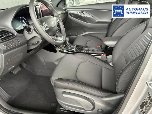 Hyundai i30 Kombi Comfort Plus 1.0 TGDI DCT / Navi Sitz + Lenkradheizung PDC V&H Kamera LED Alu 17" 