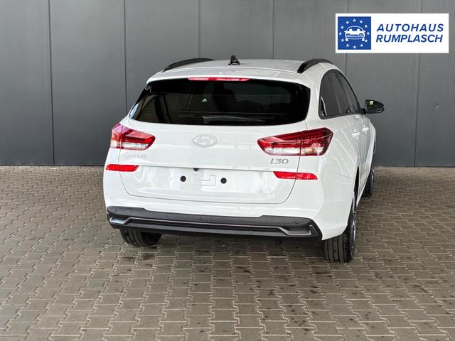 Hyundai i30 Kombi Comfort Plus 1.0 TGDI DCT / Navi Sitz + Lenkradheizung PDC V&H Kamera LED Alu 17" 