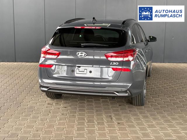 Hyundai i30 Kombi Comfort Plus 1.0 TGDI DCT / Navi Sitz + Lenkradheizung PDC V&H Kamera LED Alu 17" 