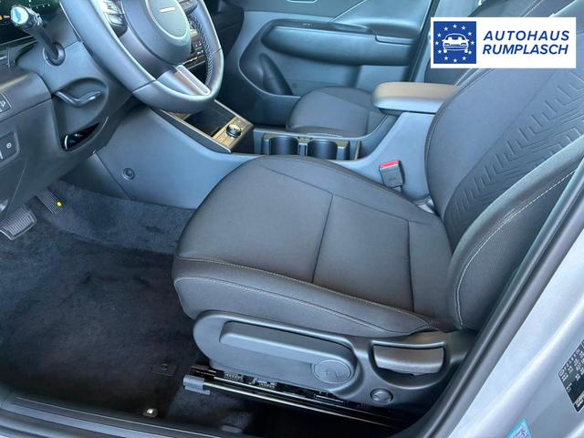 Hyundai KONA Comfort Plus 1.6 T-GDI DCT 4WD / Navi ACC Keyless Sitz + Lenkradheiz. Schiebedach LED Alu 18" 