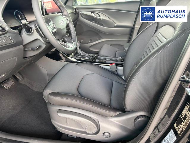Hyundai i30 Kombi Comfort Plus 1.0 TGDI DCT/ Navi / Sitz + Lenkradheizung PDC V&H Kamera LED Alu 17" 