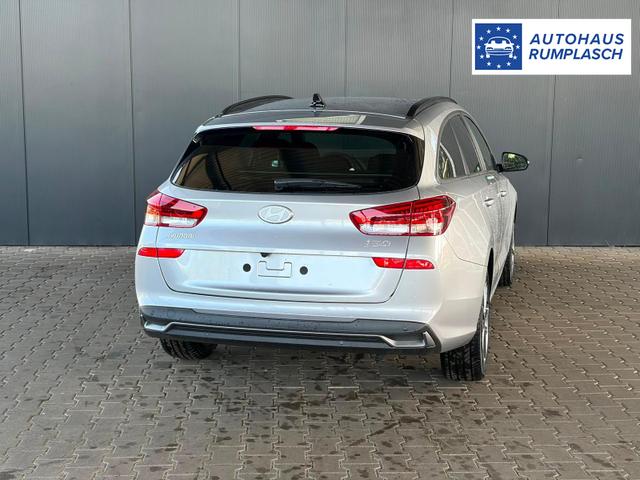 Hyundai i30 Kombi Comfort Plus 1.0 TGDI DCT Navi / Adaptiver Tempomat/ Totwinkel Assistent/ Alu 17" 