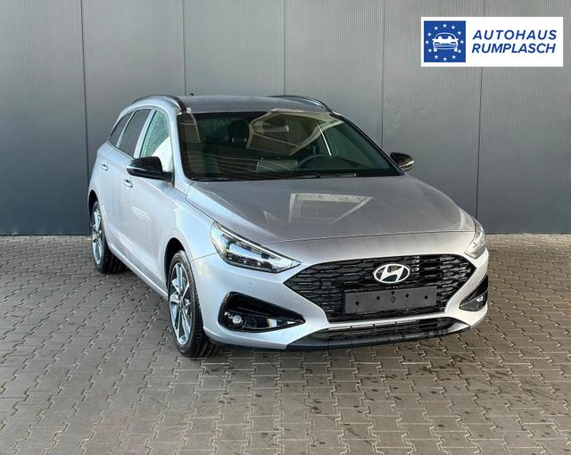 Hyundai i30 Kombi Comfort Plus 1.0 TGDI DCT Navi / Adaptiver Tempomat/ Totwinkel Assistent/ Alu 17" 