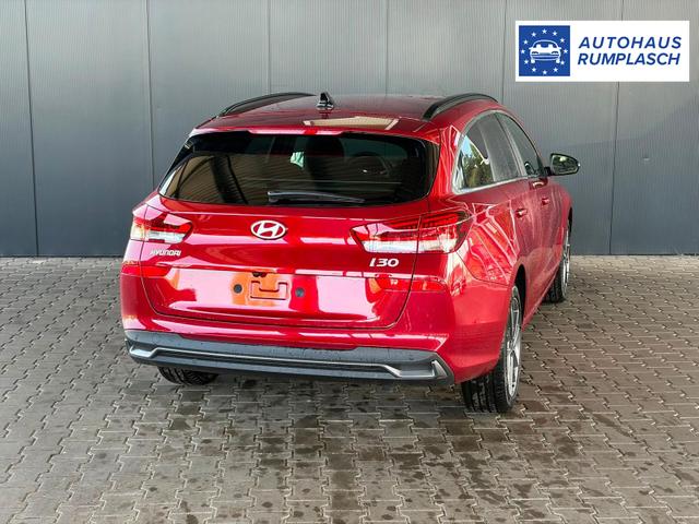 Hyundai i30 Kombi Comfort Plus 1.0 T-GDI DCT Navi/ Totwinkel Assistent/ PDC V&H + Kamera/ Alu 17" 