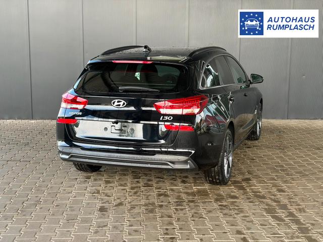 Hyundai i30 Kombi Comfort Plus Navi / ACC Totwinkel Assistent PDC V&H + Kamera/ Alu 17" 