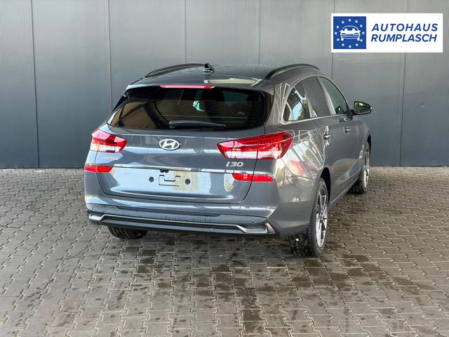 Hyundai i30 Kombi Comfort Plus Navi / ACC Totwinkel Assistent/ PDC V&H + Kamera/ Alu 17" 