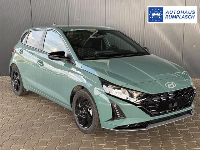 Hyundai i20 Smart 1.0 T-GDi 90PS 6MT Black Pack / Kamera Navi Fernlichtassistent Spurhalteassistent Tempomat Sitz + Lenkradheizung 